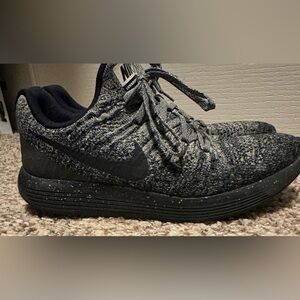 Nike Flyknit Lunar Running Shoe - Black/Gray size 10 woman